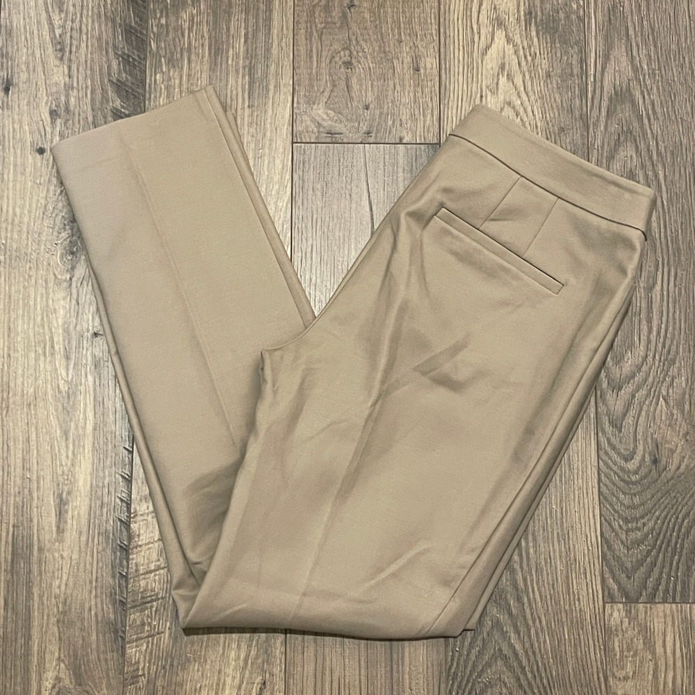 Chico's So Slimming Khaki Straight Leg Pants Tan Size 00 28x27.5 Professional